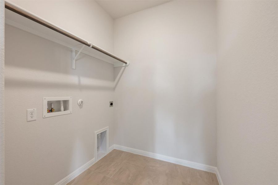 Representative images and renderings are for illustrative purposes. Actual structural options and design finishes of home may vary. Representative images and renderings are for illustrative purposes. Actual structural options and design finishes of home may vary.