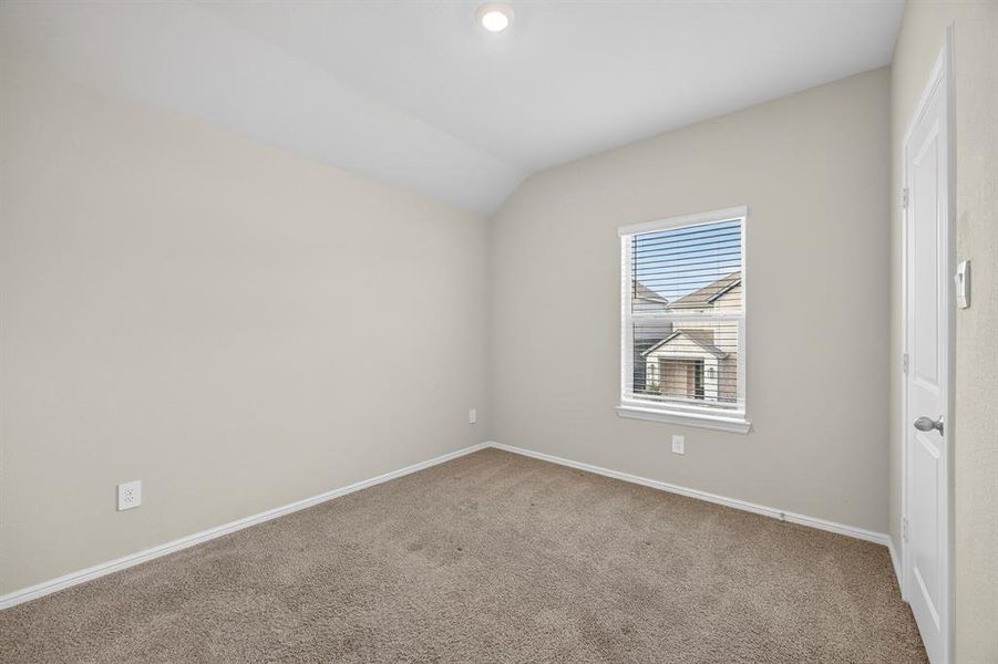 Spacious, unfurnished interior of a new home in , Haltom City (Image 26). Spacious, unfurnished interior of a new home in , Haltom City (Image 26).