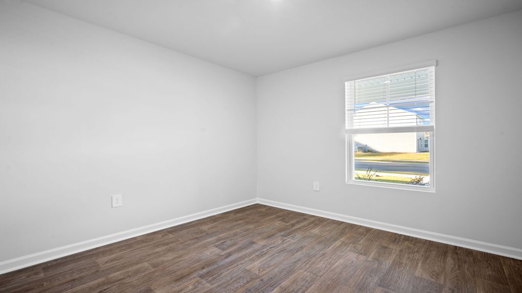Spacious, unfurnished interior of a new home in Rice Hope, Port Wentworth (Image 19).