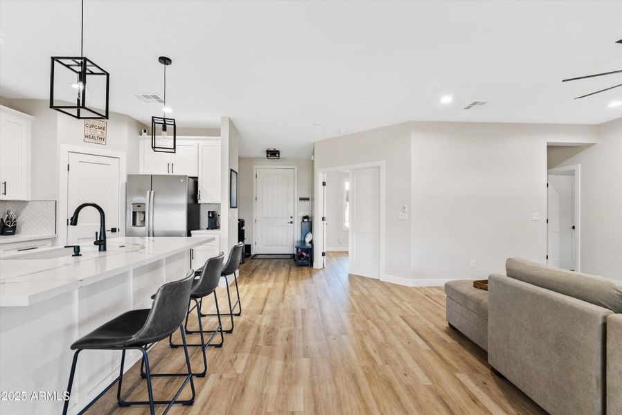 16-DSC02479 16-DSC02479