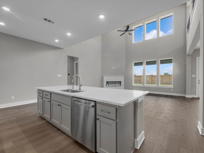 Furnished interior view inside a new home in Sienna 60’, Missouri City (Image 6).