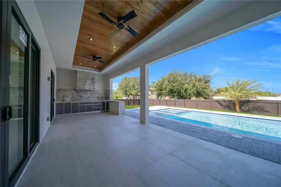 Exterior details and patio area of a home in , Cape Coral (Image 3).