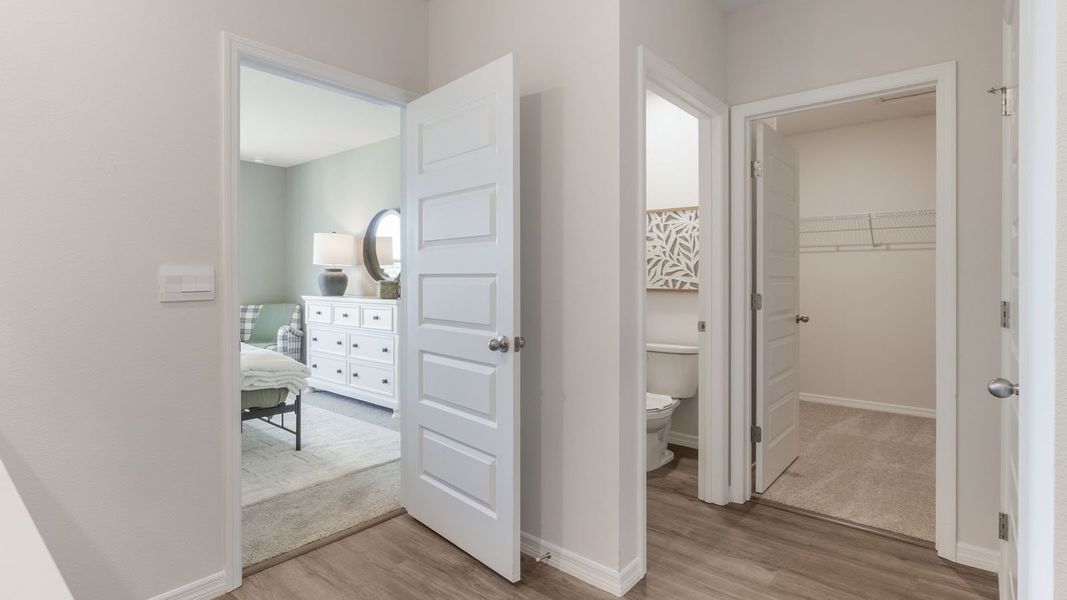 Representative furnished interior of a home built from the CALI by D.R. Horton in Fox Branch, Lakeland (Image 28).