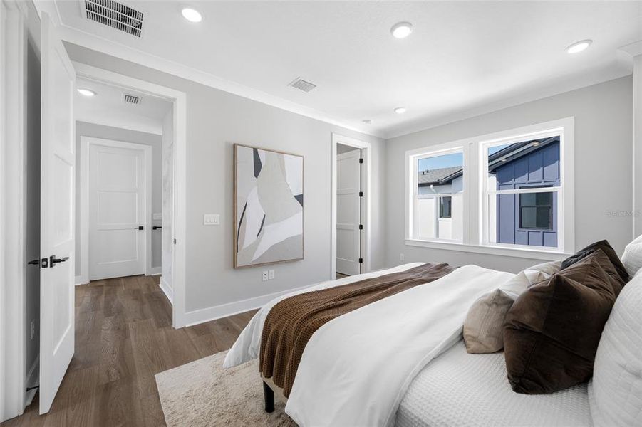 Furnished interior view inside a new home in Blanc, St. Petersburg (Image 32).