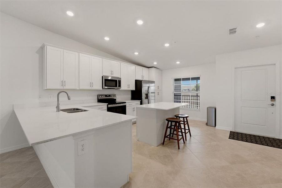 Furnished interior view inside a new home in , Venice (Image 7).
