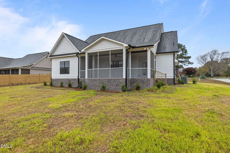 31-web-or-mls-AZ3A3750