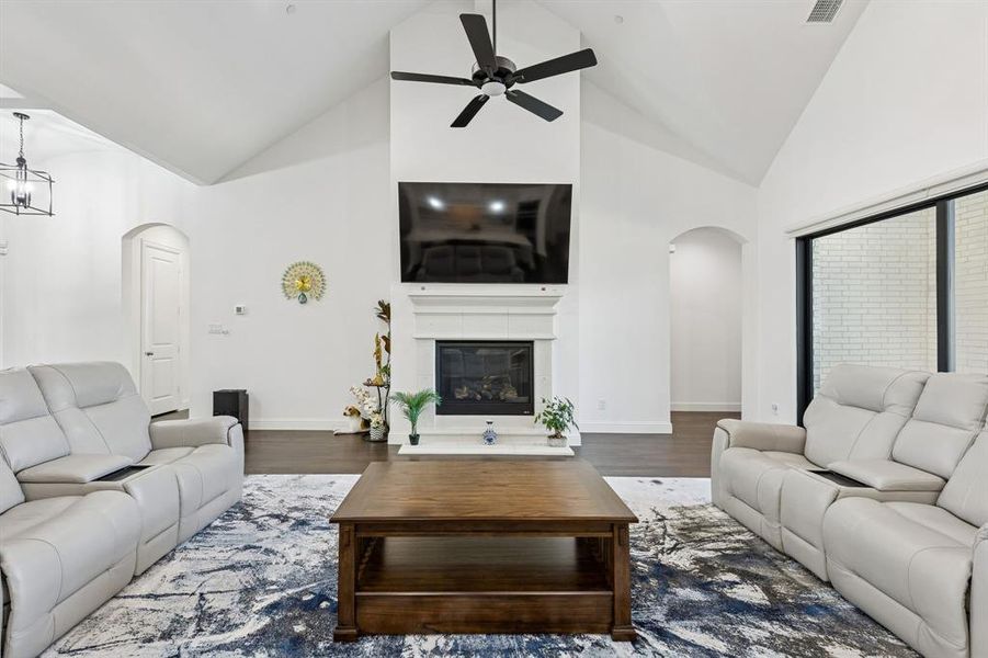 Furnished interior view inside a new home in Lakeview Downs, Lucas (Image 16). Furnished interior view inside a new home in Lakeview Downs, Lucas (Image 16).