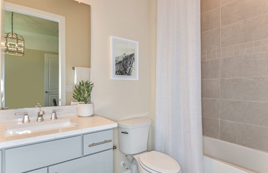 Representative furnished interior of a home built from the Renown by Del Webb in Del Webb Explore North River Ranch, Parrish (Image 8). Representative furnished interior of a home built from the Renown by Del Webb in Del Webb Explore North River Ranch, Parrish (Image 8).