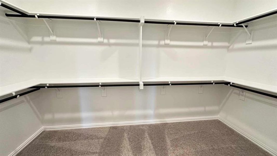 Spacious, unfurnished interior of a new home in Gateway Parks, Forney (Image 14). Spacious, unfurnished interior of a new home in Gateway Parks, Forney (Image 14).