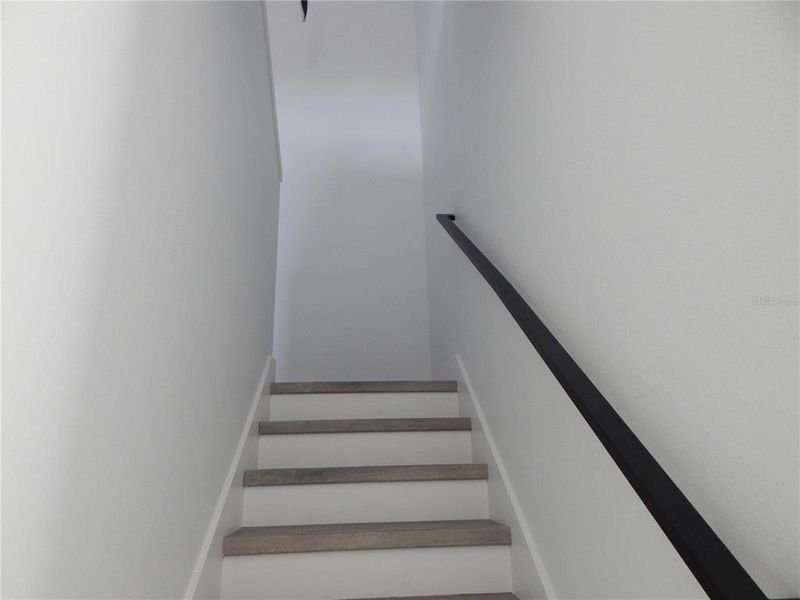 Spacious, unfurnished interior of a new home in , Tampa (Image 13).