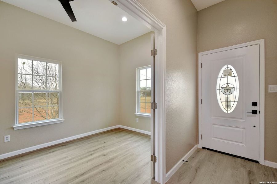 Spacious, unfurnished interior of a new home in , Moore (Image 17).