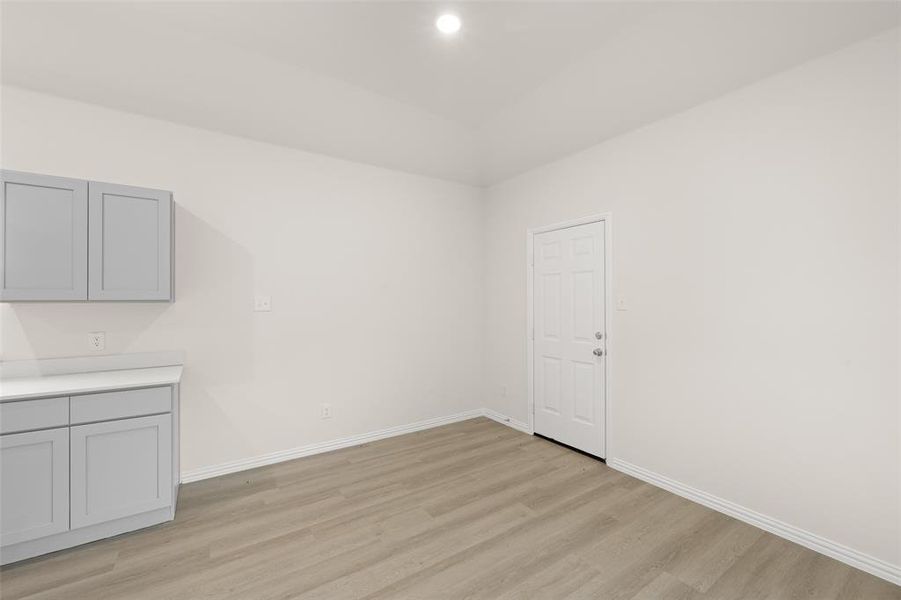 1601 Anabelle- Dining-1