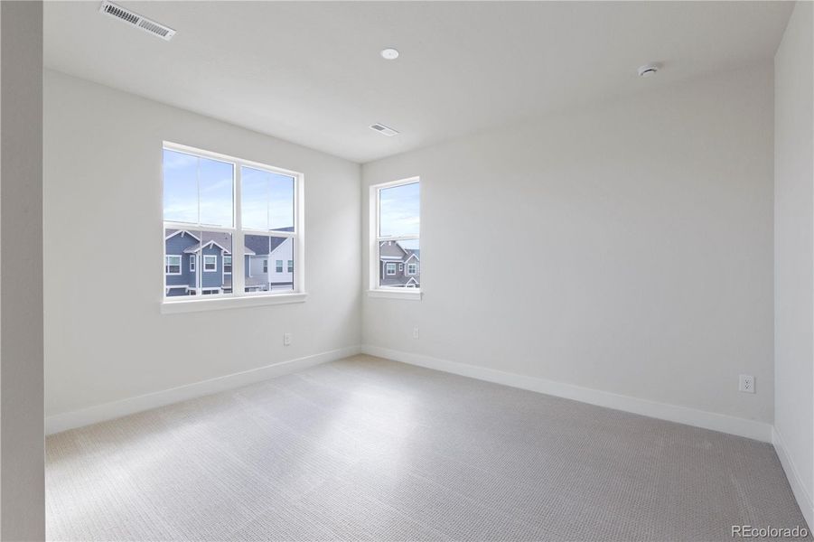 Spacious, unfurnished interior of a new home in , Broomfield (Image 10).