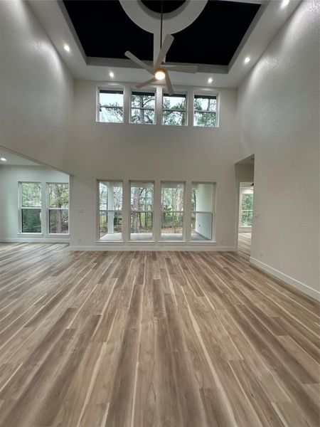 Spacious, unfurnished interior of a new home in , Humble (Image 21).