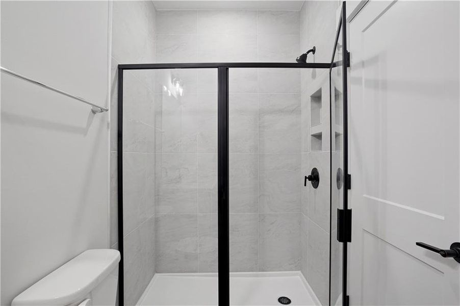 Furnished interior view inside a new home in , Dawsonville (Image 33).