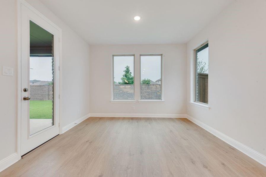 Spacious, unfurnished interior of a new home in Valencia On The Lake, Little Elm (Image 36).