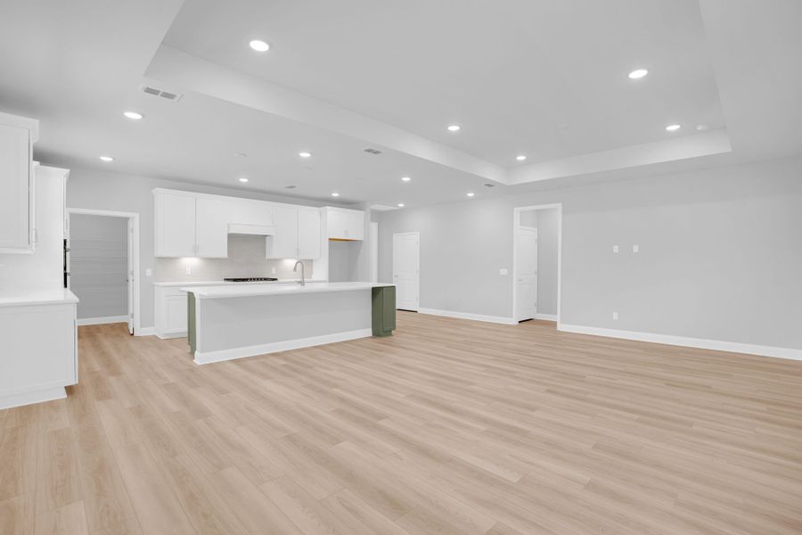 Spacious, unfurnished interior of a new home in Del Webb Charleston at Nexton, Summerville (Image 18). Spacious, unfurnished interior of a new home in Del Webb Charleston at Nexton, Summerville (Image 18).