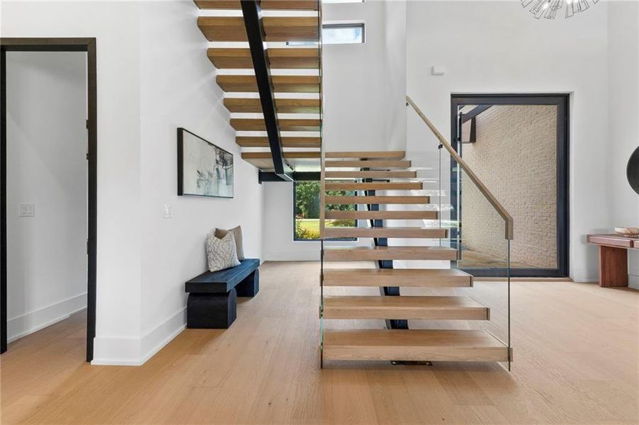 Image 90 of a home in .