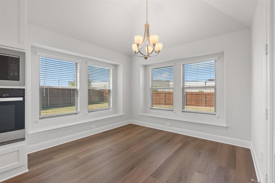 Spacious, unfurnished interior of a new home in , Waxahachie (Image 21).