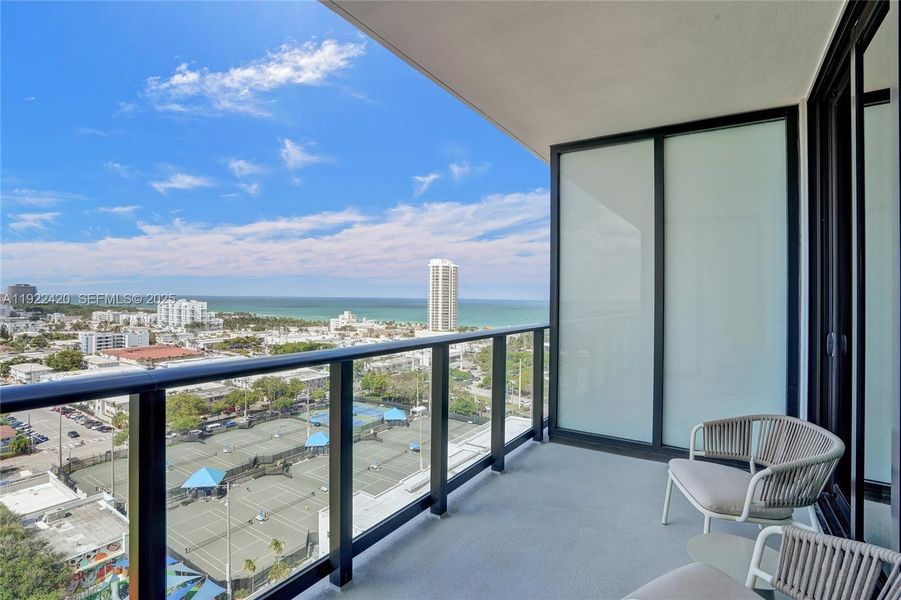 Condo located in North Miami Beach, FL showcasing its design and architecture (Image 19).