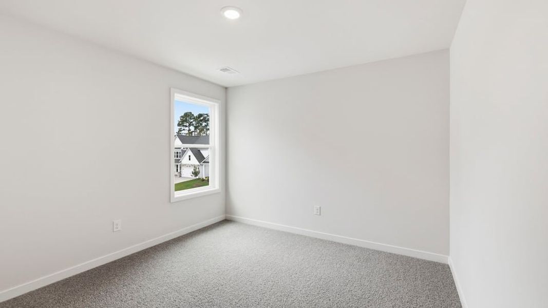 Spacious, unfurnished interior of a new home in Seven Oaks, Greenwood (Image 31).