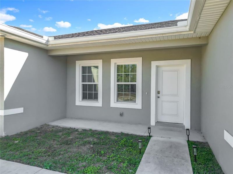 Exterior details and patio area of a home in , Ocala (Image 20).