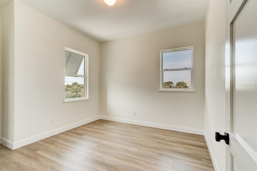 Spacious, unfurnished interior of a new home in , New Smyrna Beach (Image 22).