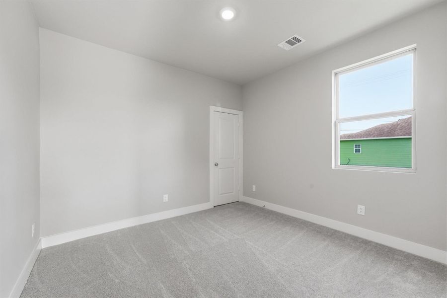Spacious, unfurnished interior of a new home in , Hempstead (Image 18). Spacious, unfurnished interior of a new home in , Hempstead (Image 18).