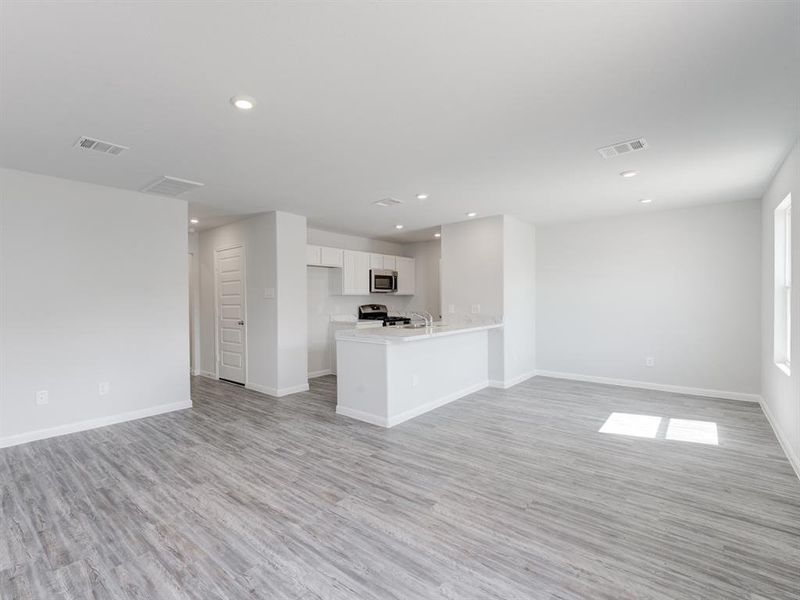 Spacious, unfurnished interior of a new home in Colony Park, Eastland (Image 9). Spacious, unfurnished interior of a new home in Colony Park, Eastland (Image 9).