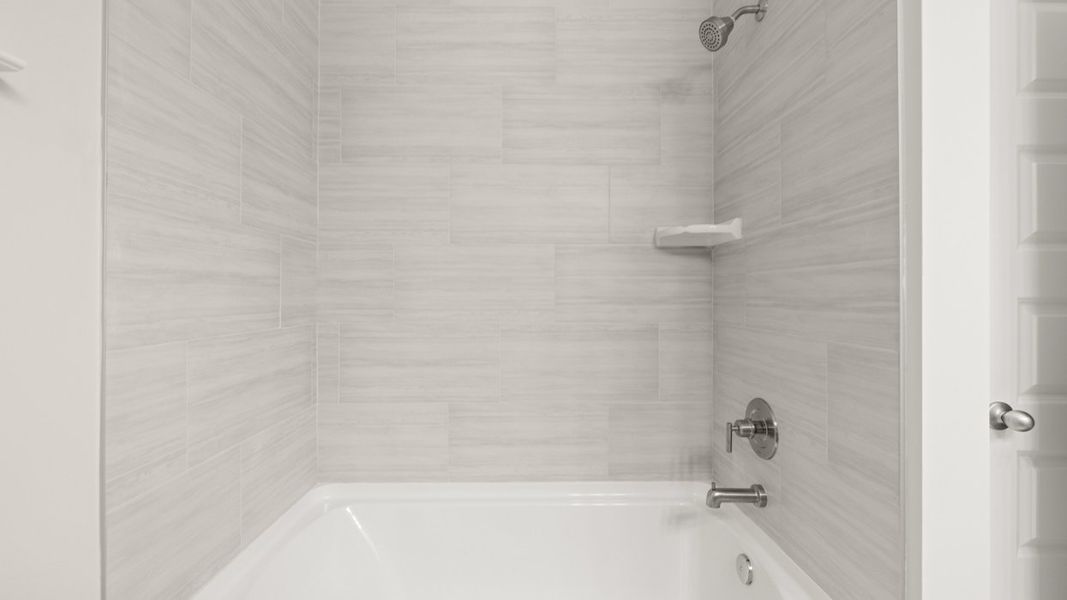 Representative interior finishes for a home built from the Marlene by D.R. Horton in Heritage Pointe, Senoia (Image 11).