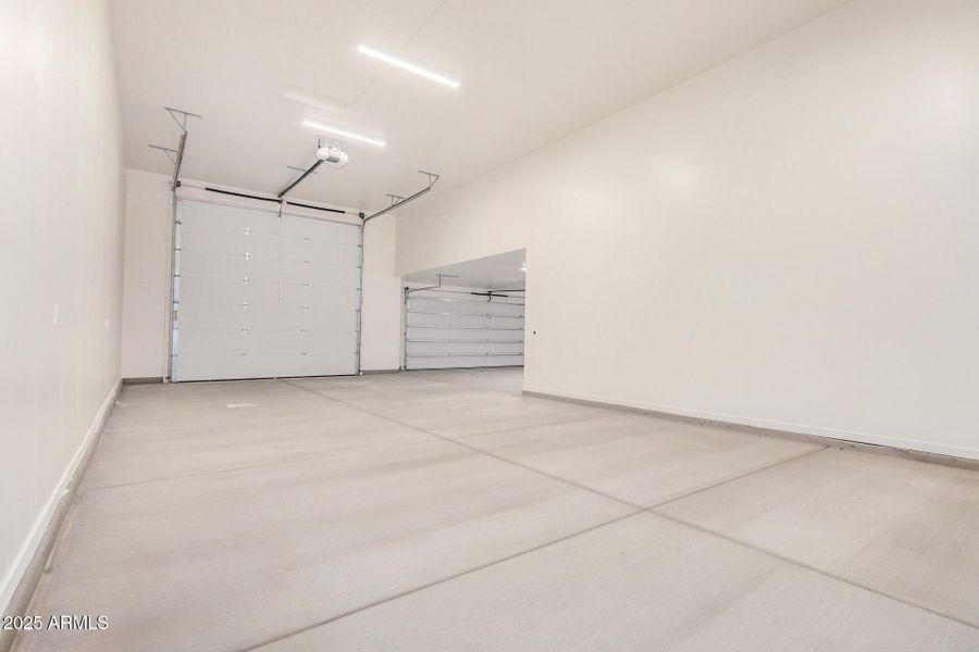 31 - 196th 31 - 196th