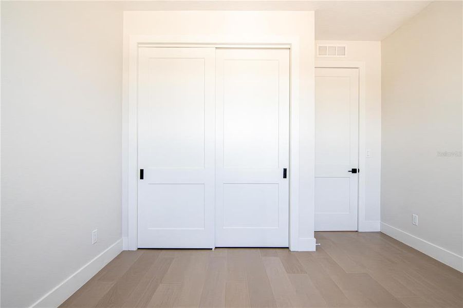 Spacious, unfurnished interior of a new home in , St. Petersburg (Image 31). Spacious, unfurnished interior of a new home in , St. Petersburg (Image 31).