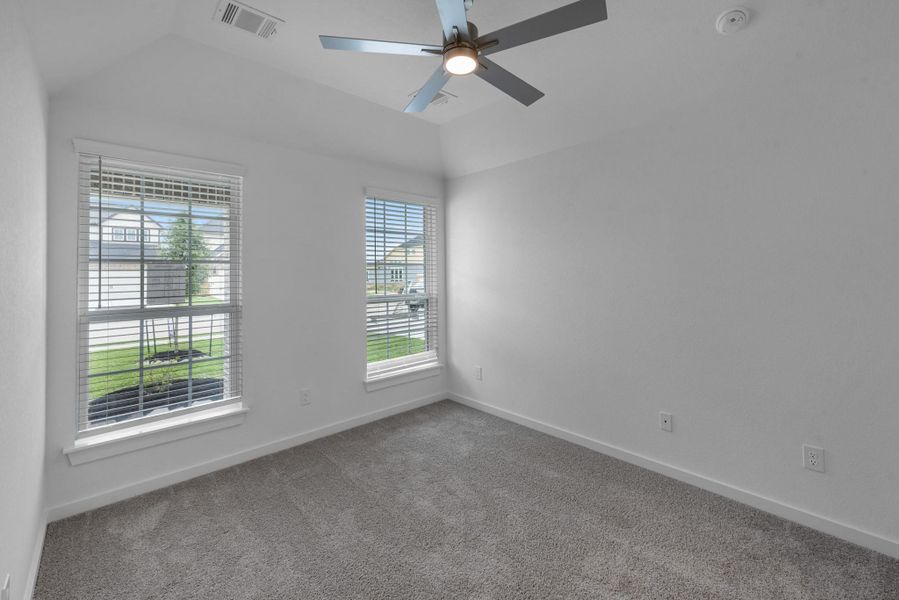 Spacious, unfurnished interior of a new home in Grand Mason Crossing, Katy (Image 14). Spacious, unfurnished interior of a new home in Grand Mason Crossing, Katy (Image 14).