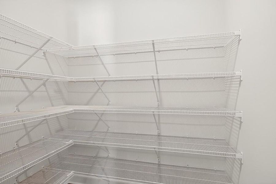 Spacious, unfurnished interior of a new home in Hemingway, Flowery Branch (Image 23).