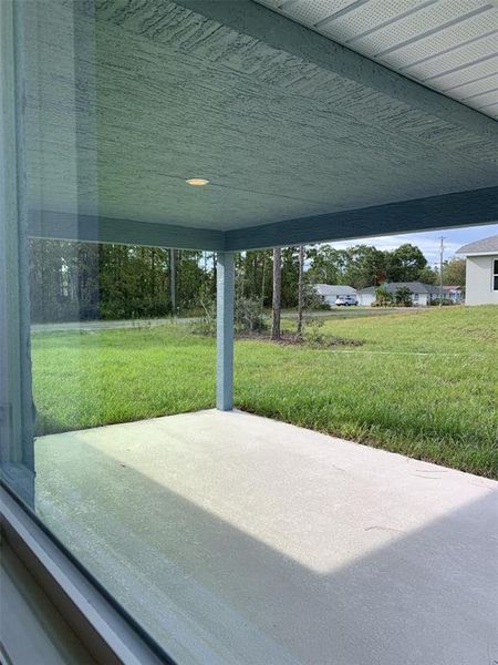 Exterior details and patio area of a home in Citrus Springs Sub, Citrus Springs (Image 3).