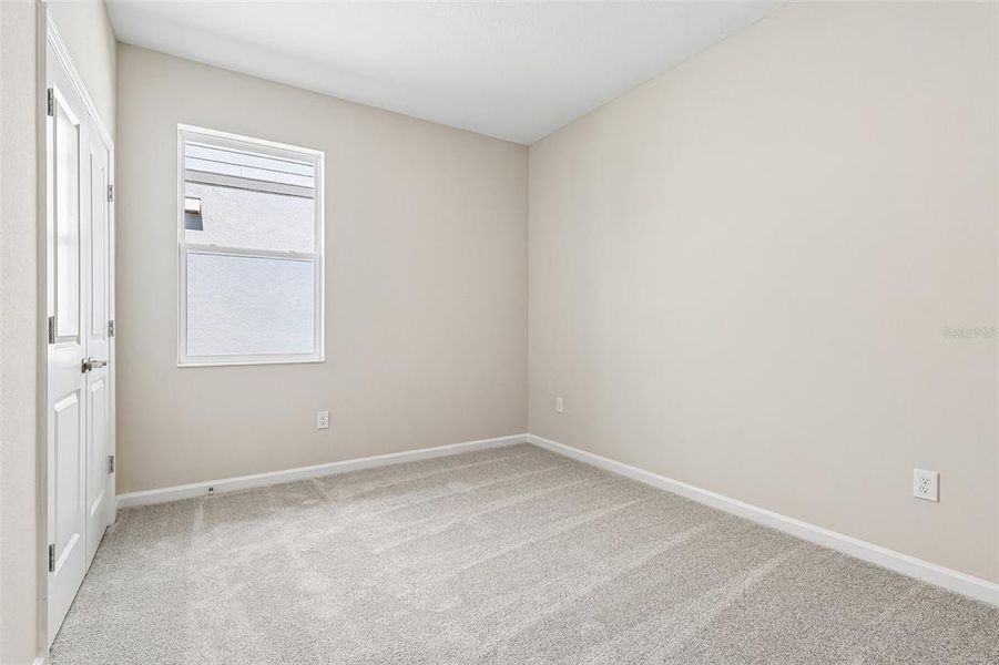 Spacious, unfurnished interior of a new home in Center Lake on the Park, St. Cloud (Image 13).