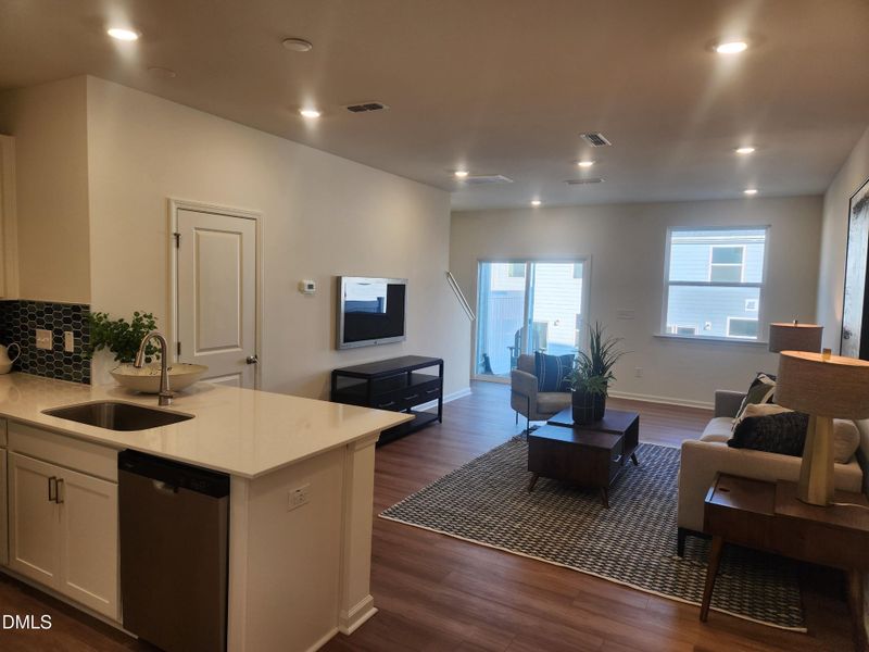 20260310_173916_resized