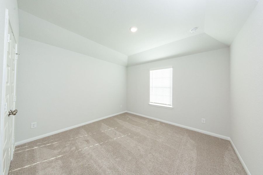 Spacious, unfurnished interior of a new home in Bluestem, Brookshire (Image 18).