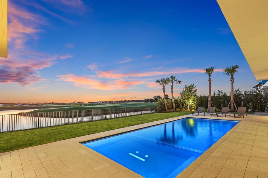 Twilight Pool View Twilight Pool View