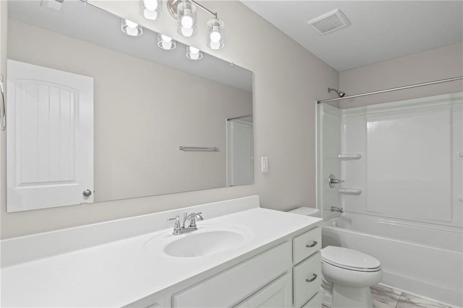 Furnished interior view inside a new home in Sage Woods, Dallas (Image 5). Furnished interior view inside a new home in Sage Woods, Dallas (Image 5).