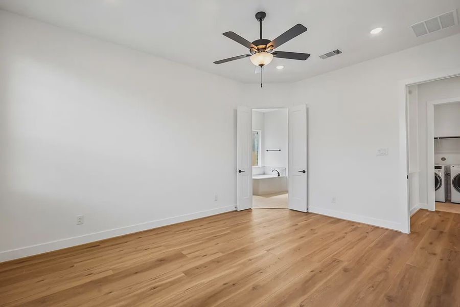 Representative unfurnished interior of a home built from the Lynnbrook by Chesmar Homes in Wood Leaf Reserve, Tomball (Image 20). Representative unfurnished interior of a home built from the Lynnbrook by Chesmar Homes in Wood Leaf Reserve, Tomball (Image 20).
