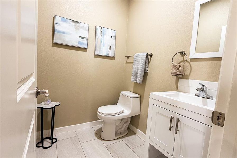 Furnished interior view inside a new home in , Wortham (Image 12).