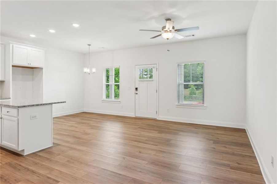 Spacious, unfurnished interior of a new home in , Athens (Image 27).