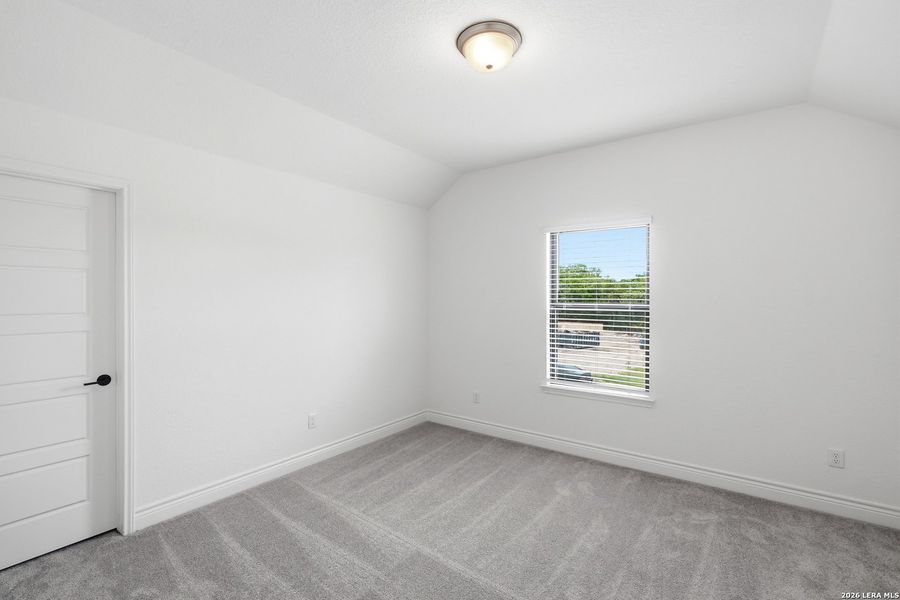 Spacious, unfurnished interior of a new home in Bison Ridge, San Antonio (Image 54). Spacious, unfurnished interior of a new home in Bison Ridge, San Antonio (Image 54).