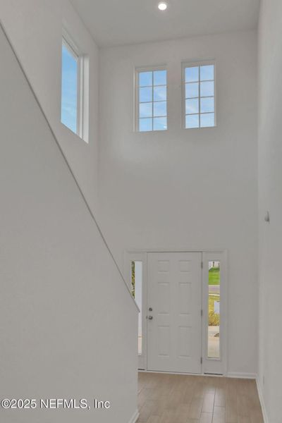 Spacious, unfurnished interior of a new home in Cordova Palms, St. Augustine (Image 43).