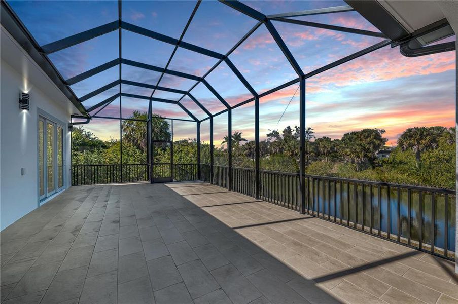 Exterior details and patio area of a home in , Port Charlotte (Image 37).