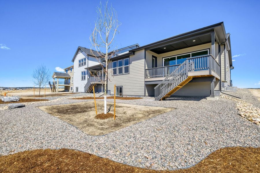 8720 San Diego - Rear Exterior