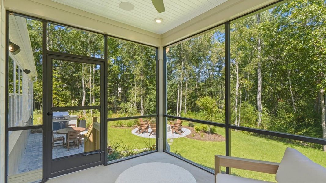 Representative exterior details of a home built from the Vanderbilt by Pulte Homes in Fishers Wood, Columbia (Image 33).