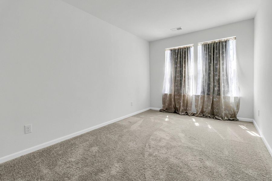 Spacious, unfurnished interior of a new home in Boykins Run Townhomes, Moncks Corner (Image 18). Spacious, unfurnished interior of a new home in Boykins Run Townhomes, Moncks Corner (Image 18).