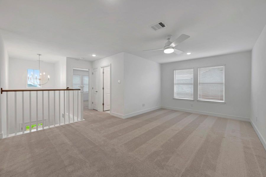 Flexible loft upstairs